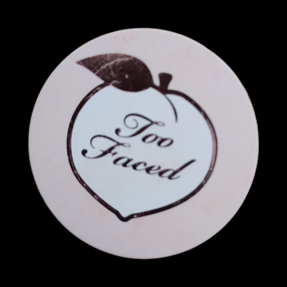 Too faced concealer